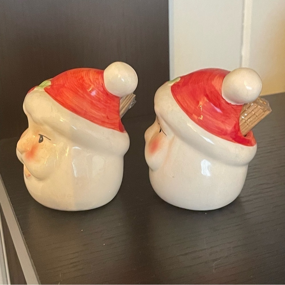 LAST CHANCE Set of 2 Santa Claus Toothpick Holders Christmas Party Decor Holiday - Picture 4 of 9